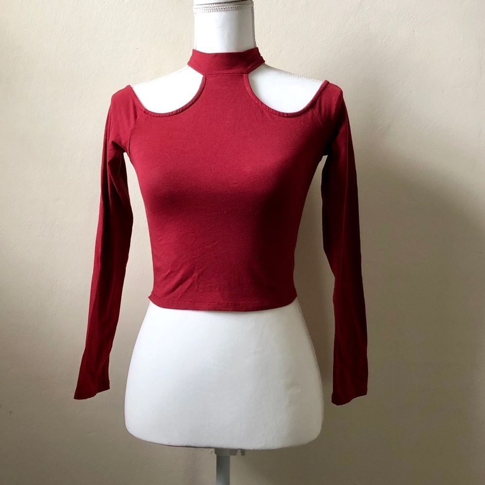 Heart & Hips Long Sleeve Choker Cut Out Crop Top Women’s Small - Picture 8 of 8